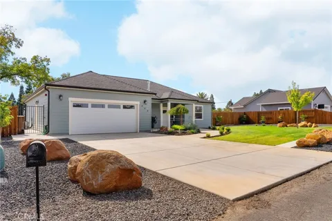 444 Apple Lane