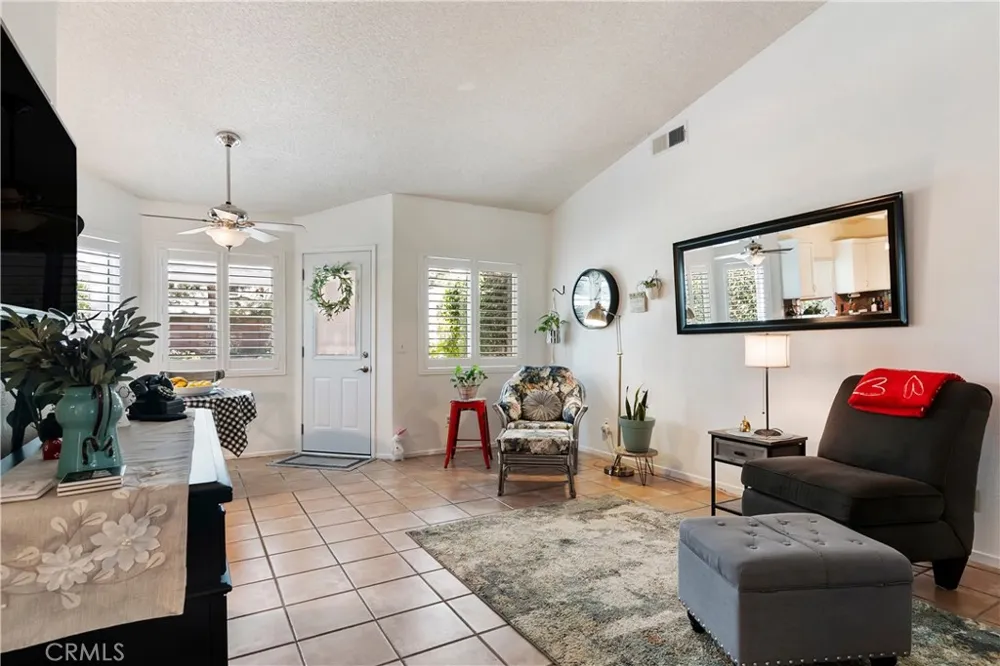 44236 27th W Lancaster, CA 93536