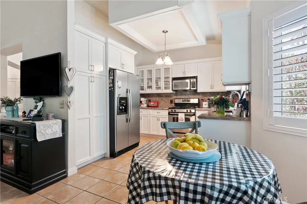 44236 27th W Lancaster, CA 93536