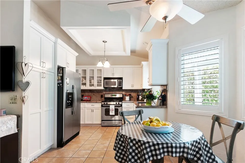 44236 27th W Lancaster, CA 93536