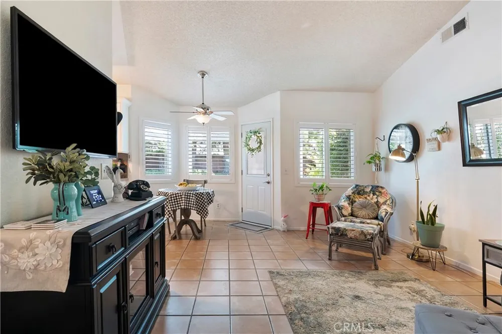 44236 27th W Lancaster, CA 93536