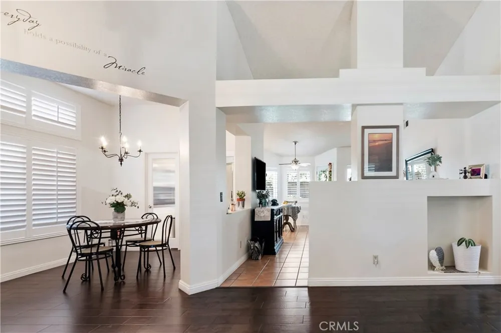 44236 27th W Lancaster, CA 93536