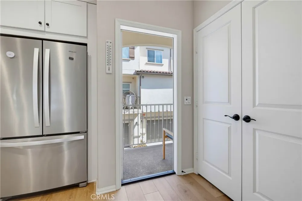 3320 W Mirano Anaheim, CA 92801