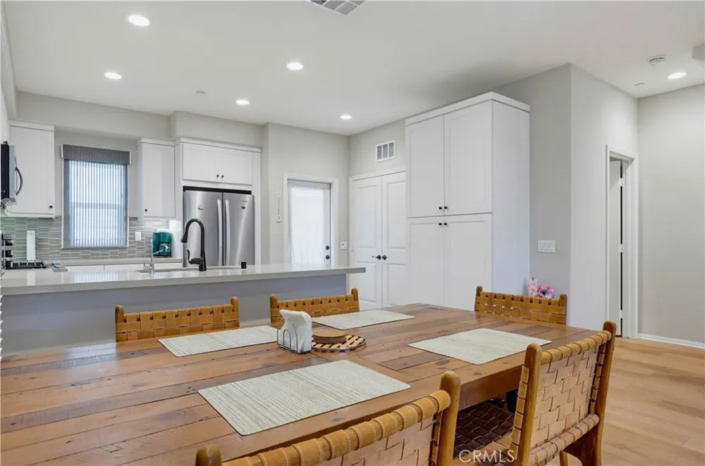 3320 W Mirano Anaheim, CA 92801