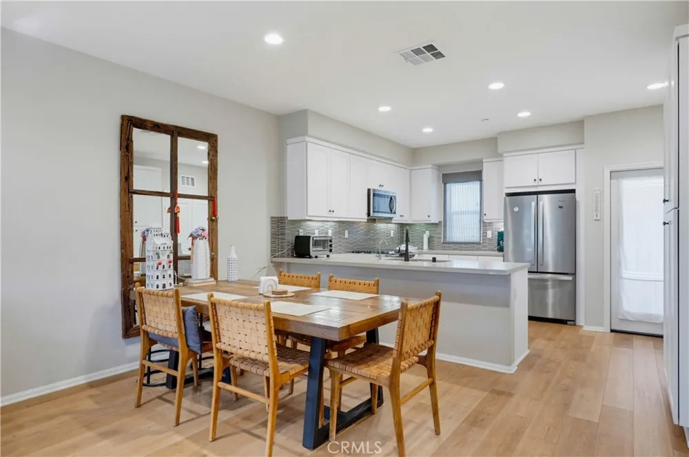 3320 W Mirano Anaheim, CA 92801