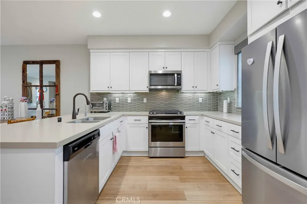 3320 W Mirano Anaheim, CA 92801
