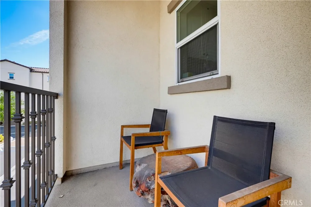 3320 W Mirano Anaheim, CA 92801