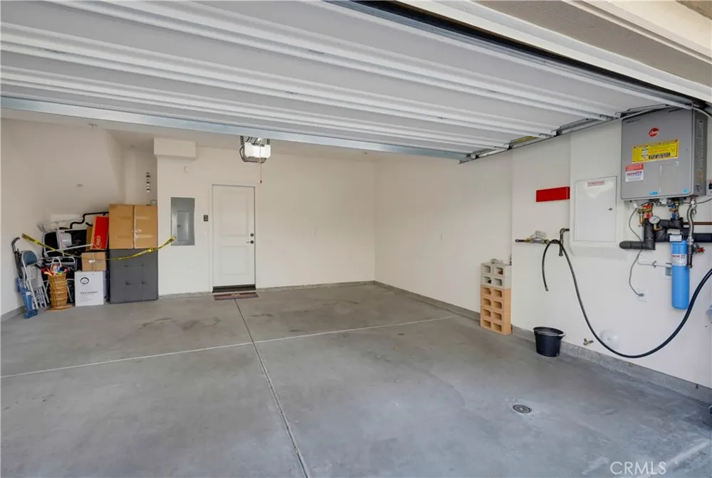 3320 W Mirano Anaheim, CA 92801