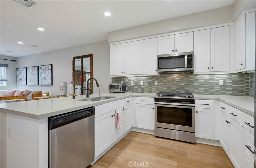 3320 W Mirano Anaheim, CA 92801