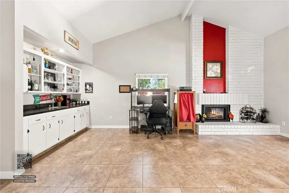 308 Swan Court Bakersfield, CA 93309