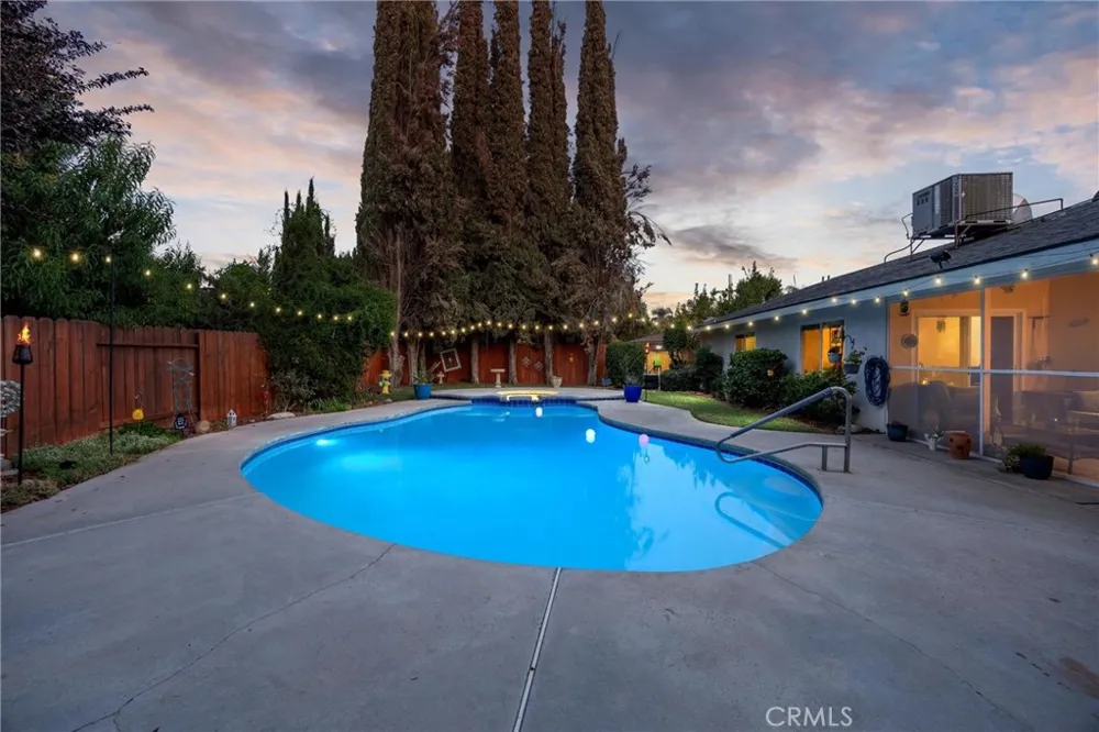 308 Swan Court Bakersfield, CA 93309
