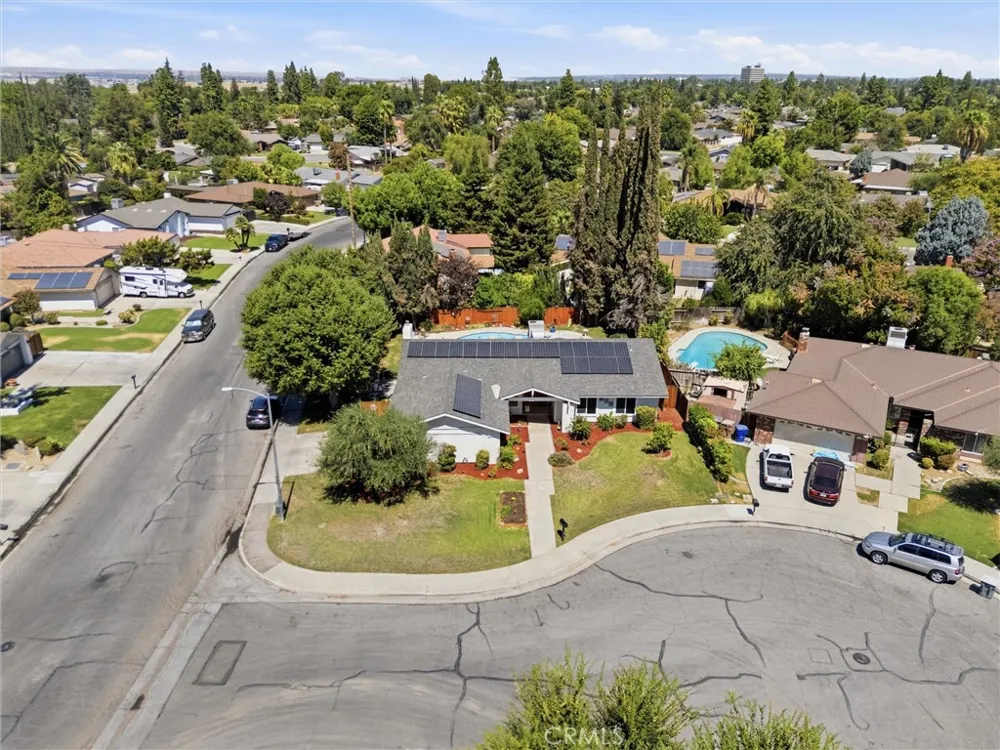 308 Swan Court Bakersfield, CA 93309