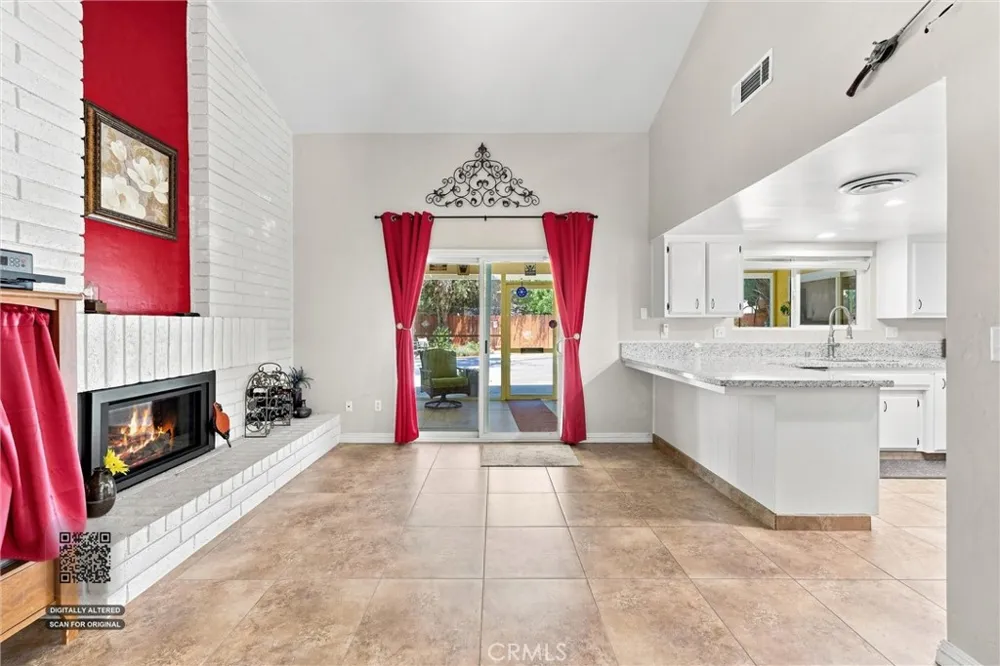 308 Swan Court Bakersfield, CA 93309