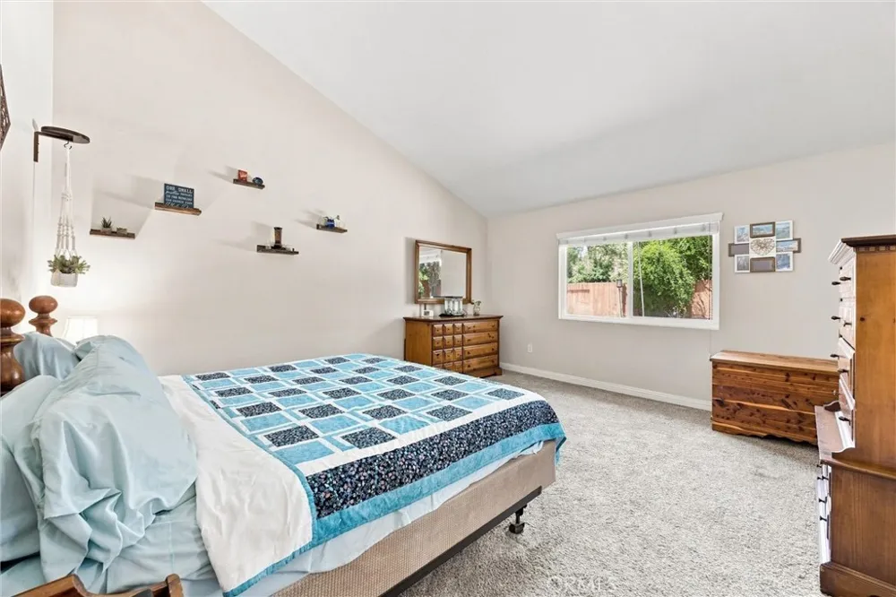 308 Swan Court Bakersfield, CA 93309