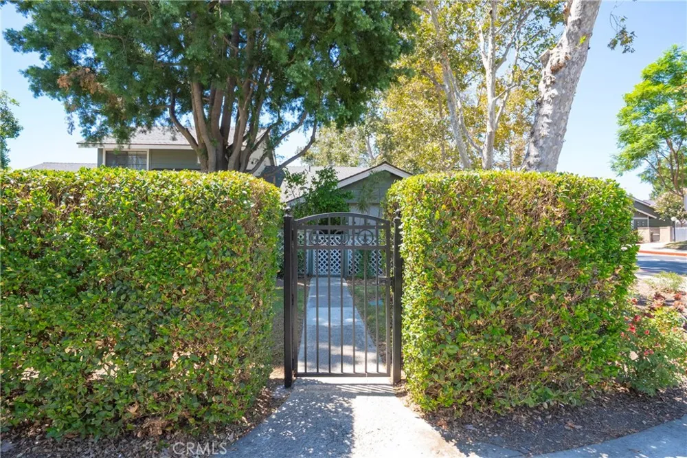 8358 Branchwood Rancho Cucamonga, CA 91730
