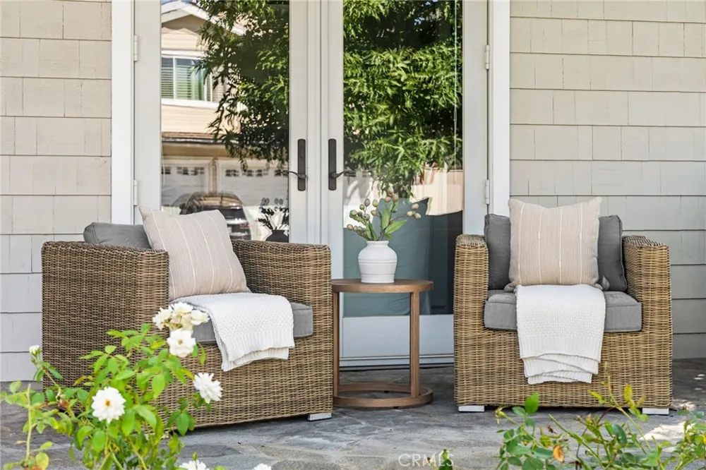 1961 Port Nelson Newport Beach, CA 92660