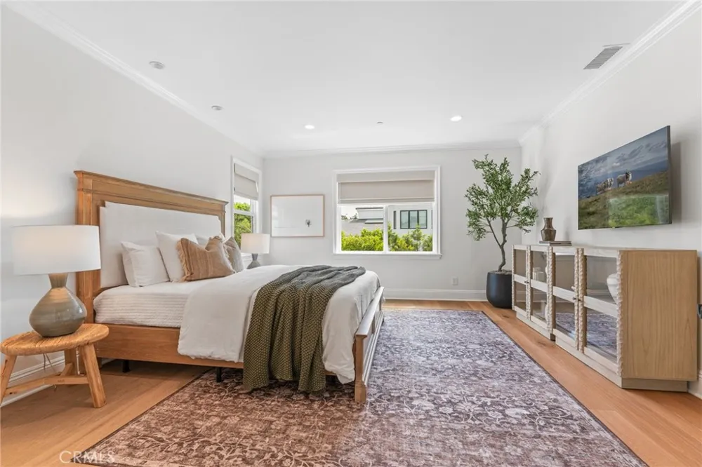 1961 Port Nelson Newport Beach, CA 92660