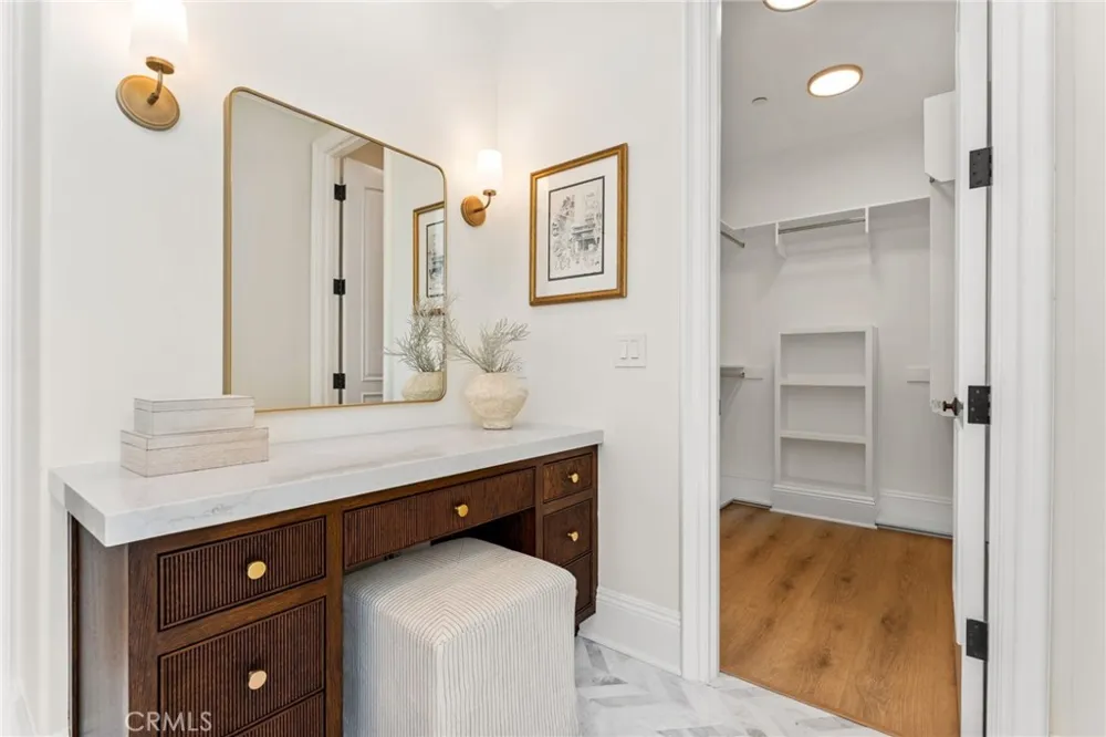 1961 Port Nelson Newport Beach, CA 92660