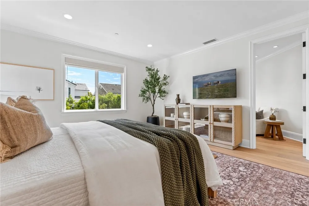 1961 Port Nelson Newport Beach, CA 92660