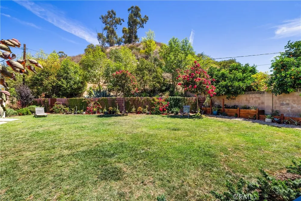 622 Comet Avenue Simi Valley, CA 93065