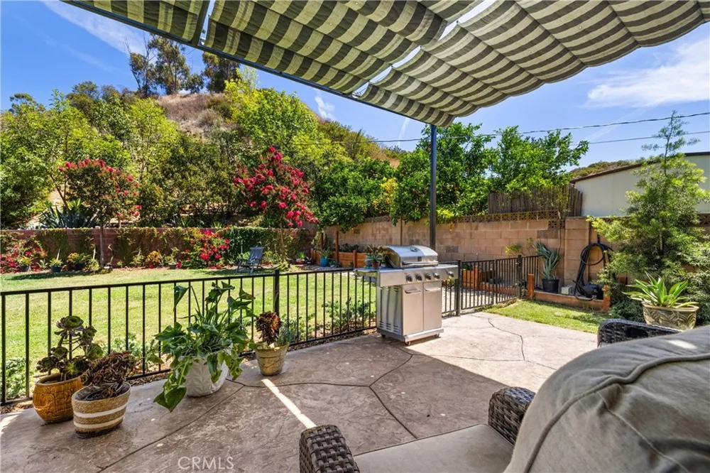 622 Comet Avenue Simi Valley, CA 93065