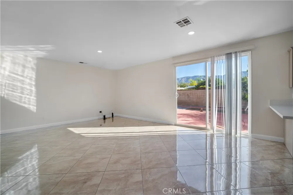 973 Peaceful Lane San Jacinto, CA 92582