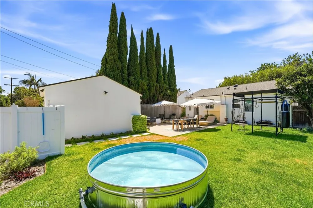 2870 Daisy Long Beach, CA 90806