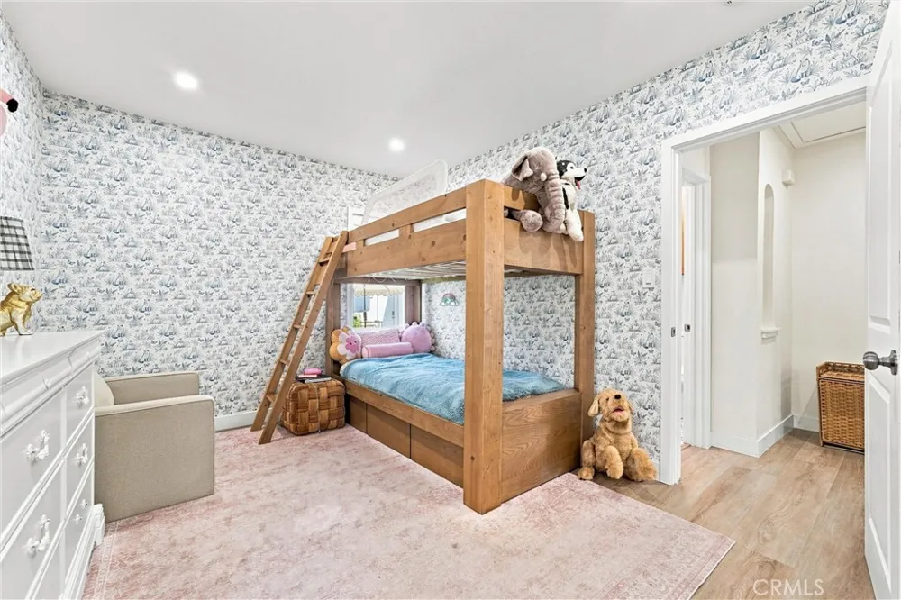 2870 Daisy Long Beach, CA 90806