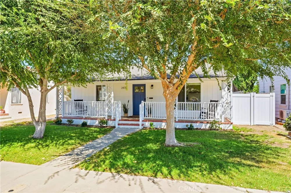 2870 Daisy Long Beach, CA 90806