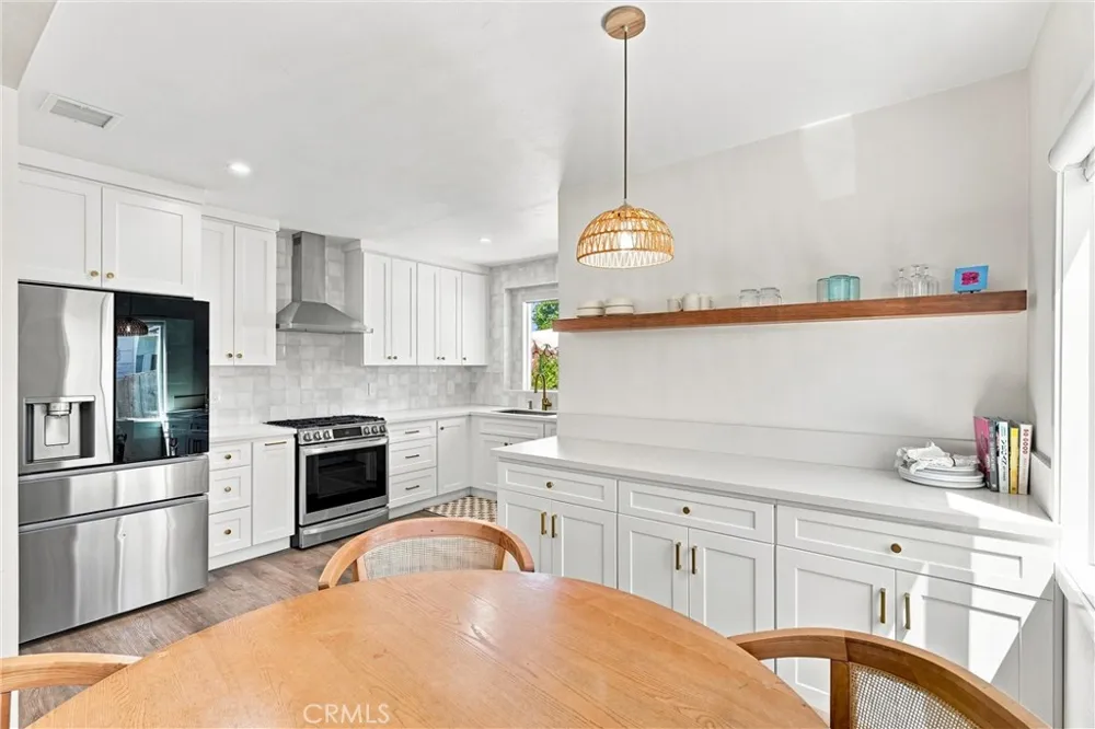 2870 Daisy Long Beach, CA 90806