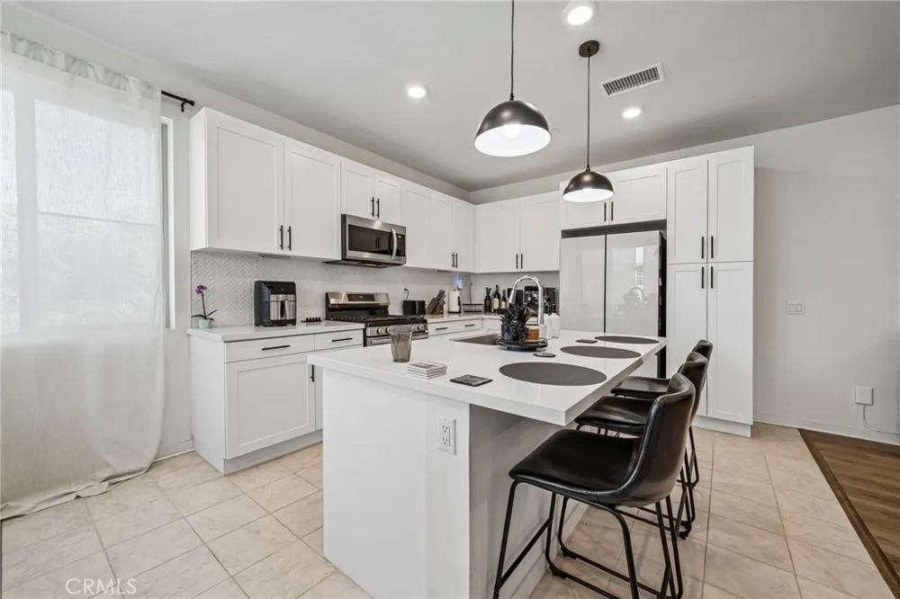 3630 E Peckham Paseo #2 Ontario, CA 91761