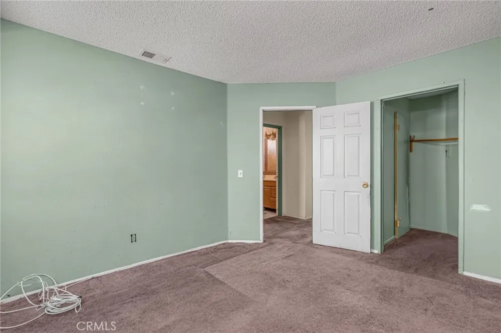 1918 W Quartermaster Colton, CA 92324