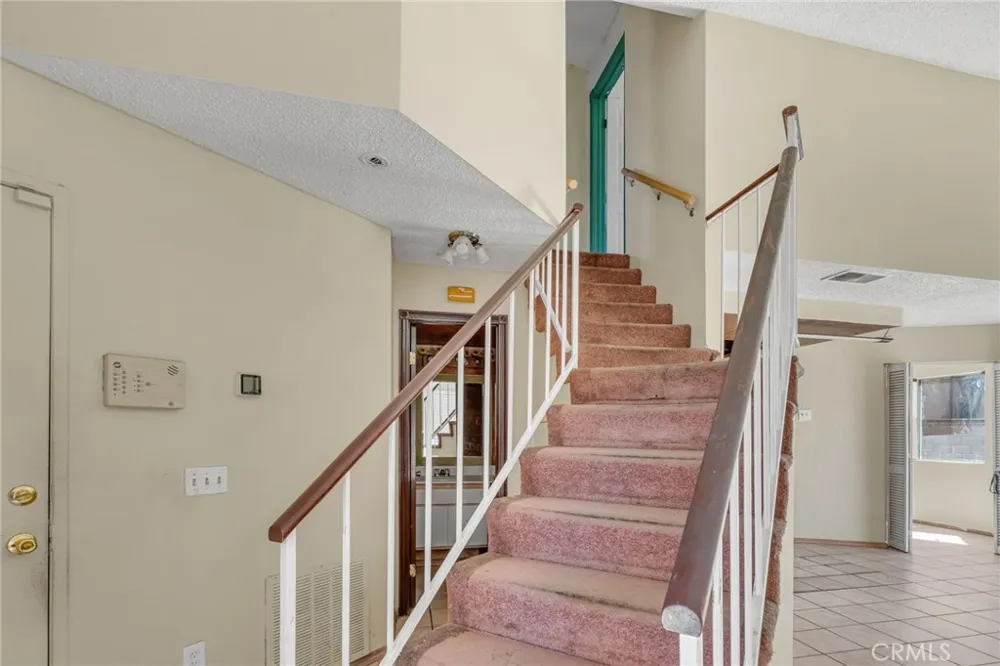 1918 W Quartermaster Colton, CA 92324