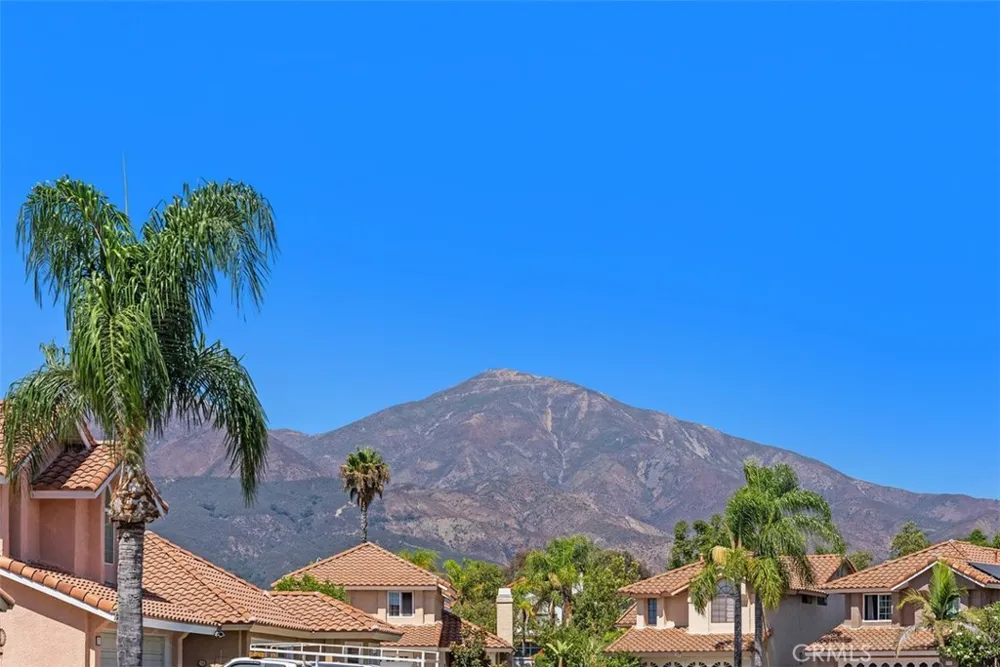 16 Crucillo Rancho Santa Margarita, CA 92688