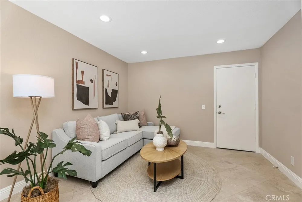 16 Crucillo Rancho Santa Margarita, CA 92688