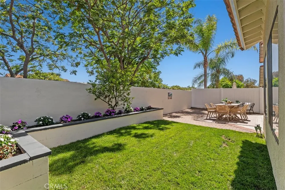 16 Crucillo Rancho Santa Margarita, CA 92688
