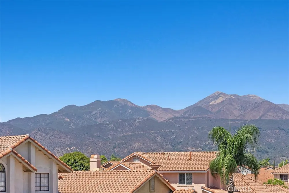 16 Crucillo Rancho Santa Margarita, CA 92688