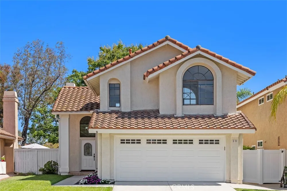 16 Crucillo Rancho Santa Margarita, CA 92688
