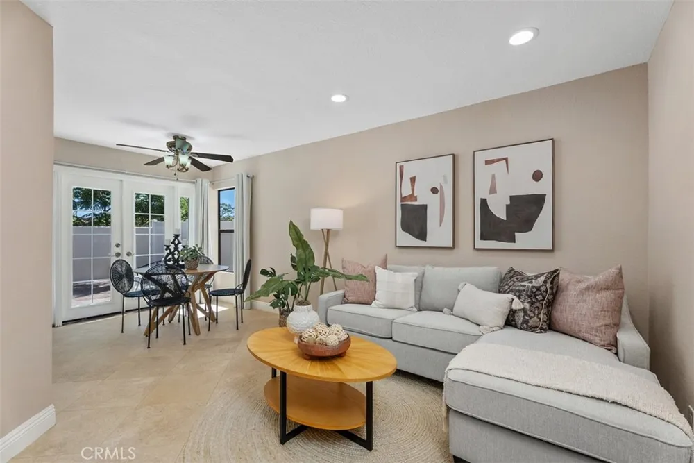 16 Crucillo Rancho Santa Margarita, CA 92688