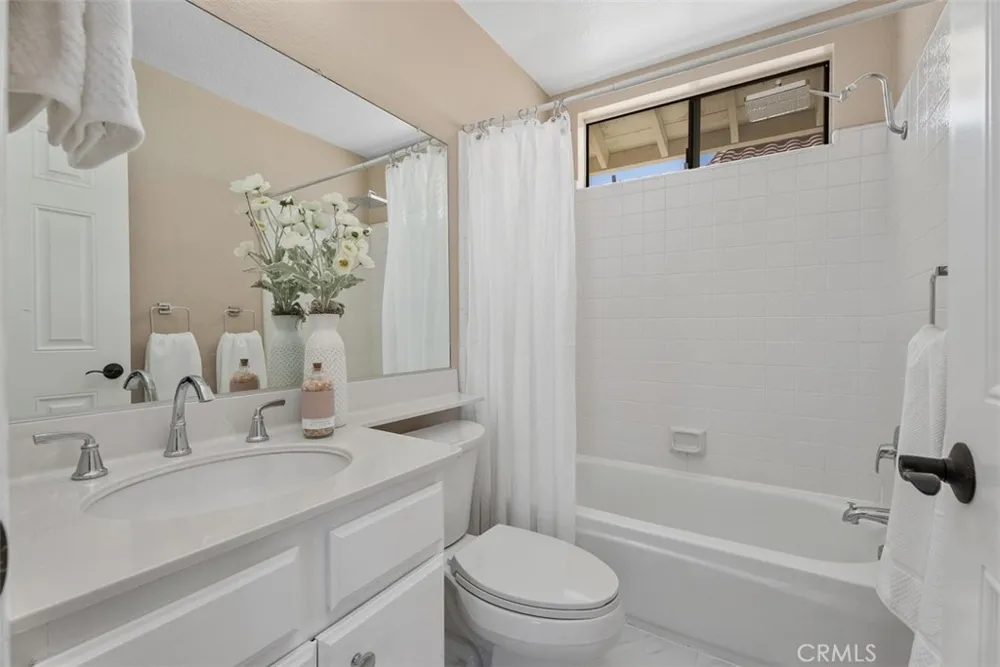 16 Crucillo Rancho Santa Margarita, CA 92688