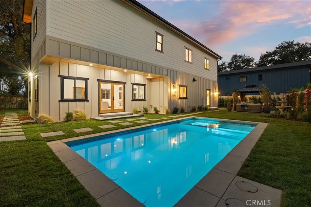 21811 San Jose Street Chatsworth, CA 91311