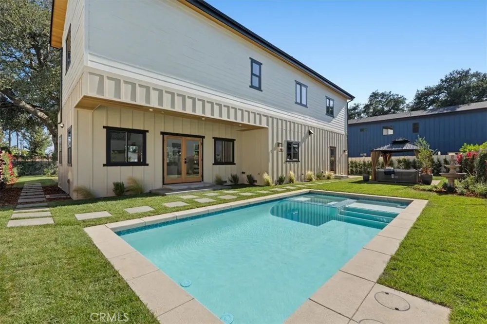21811 San Jose Street Chatsworth, CA 91311