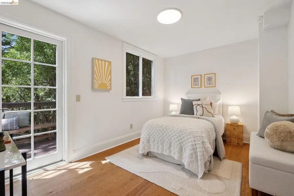 318 Arlington Ave. Kensington, CA 94707