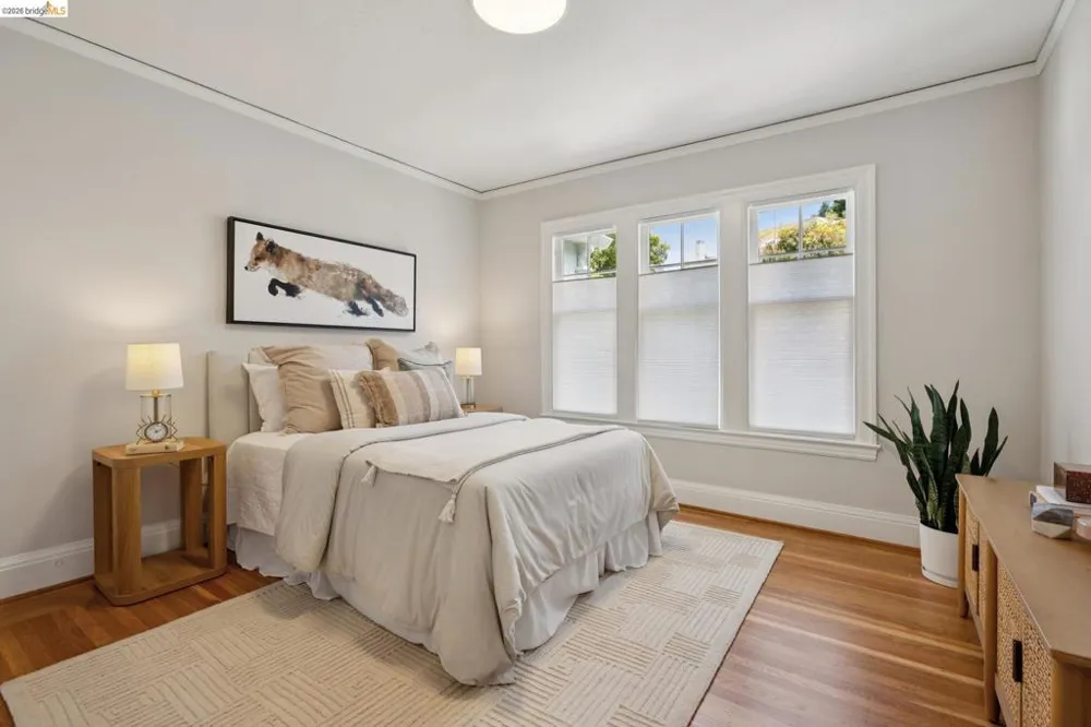 318 Arlington Ave. Kensington, CA 94707