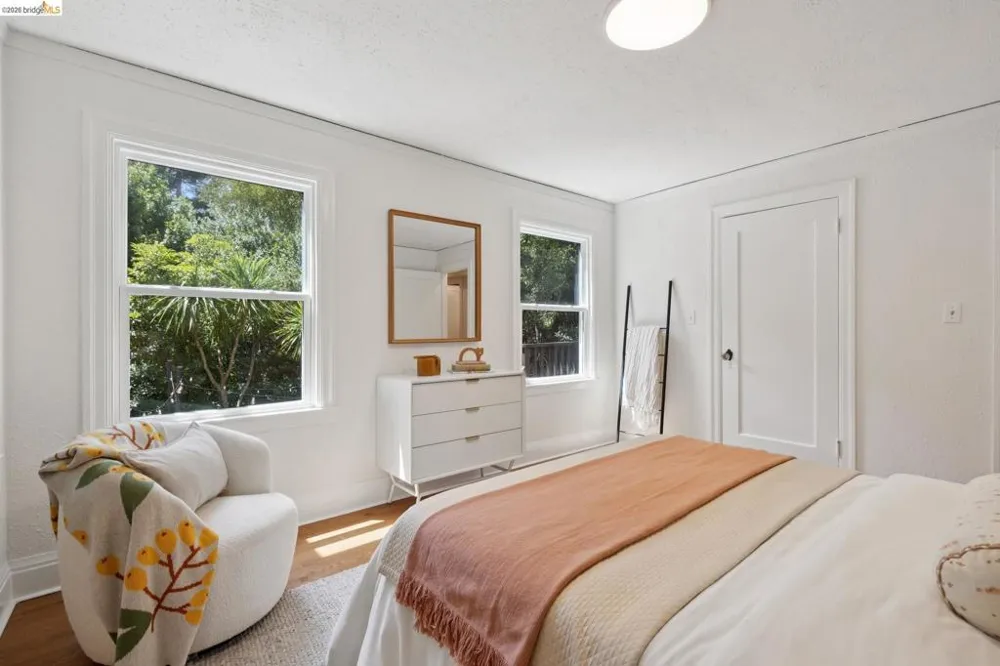 318 Arlington Ave. Kensington, CA 94707