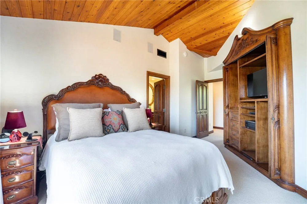 1144 Hermes Encinitas, CA 92024