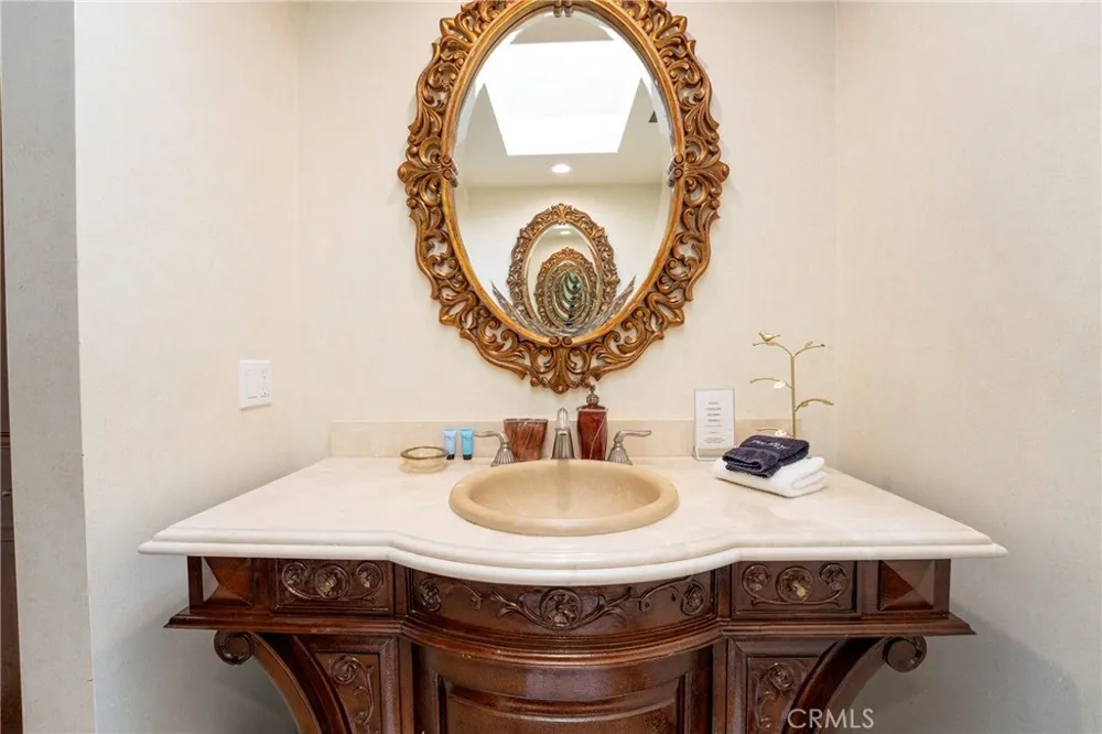 1144 Hermes Encinitas, CA 92024