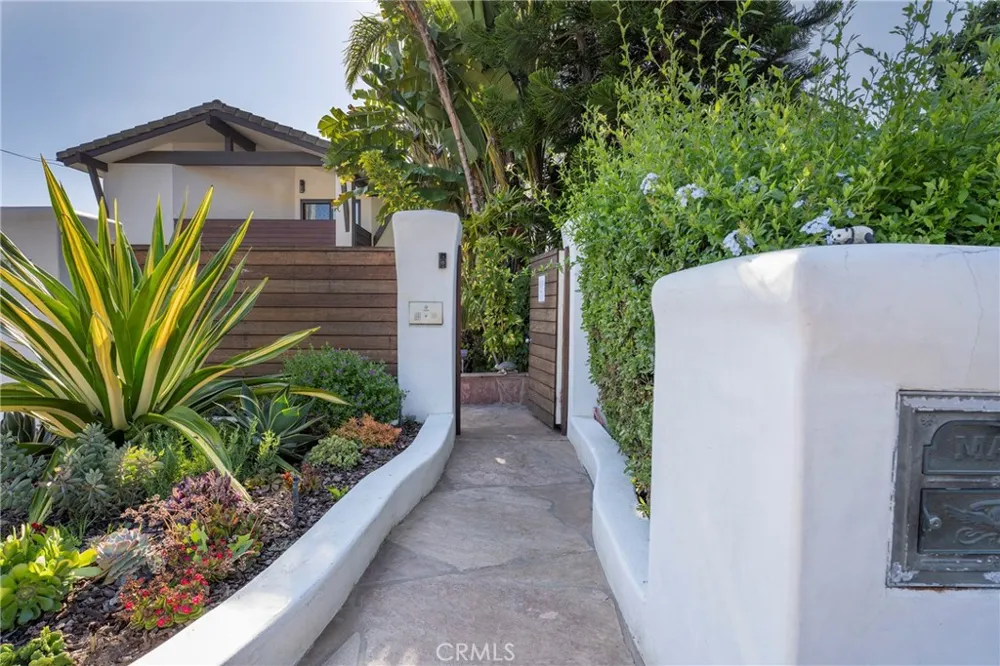 1144 Hermes Encinitas, CA 92024
