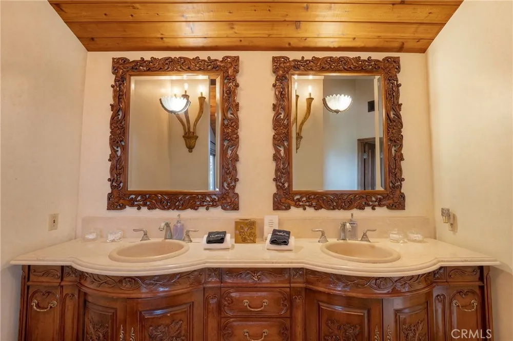 1144 Hermes Encinitas, CA 92024
