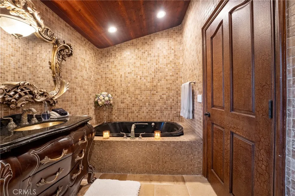 1144 Hermes Encinitas, CA 92024